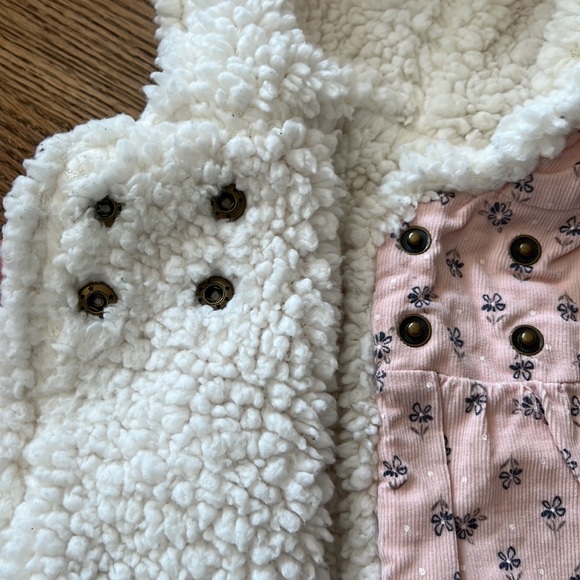 Baby Girls Aspen Kids Warm Vest - Picture 5 of 13